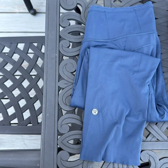 Lululemon Fast & Free 19” Crop Leggings: Black, Gray, Blue. Specify color. - Picture 4 of 6